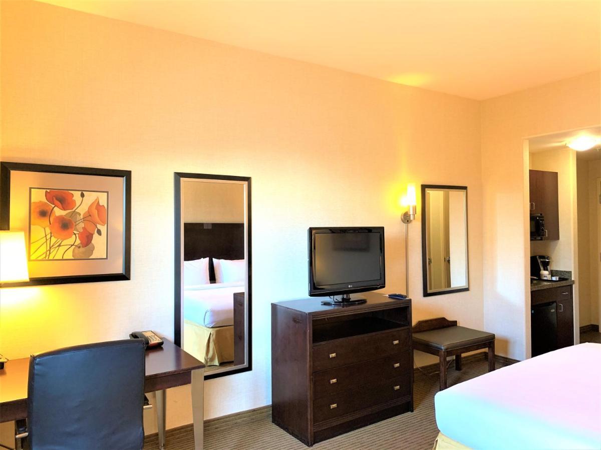 Holiday Inn Express Fresno Northwest - Herndon By Ihg Luaran gambar